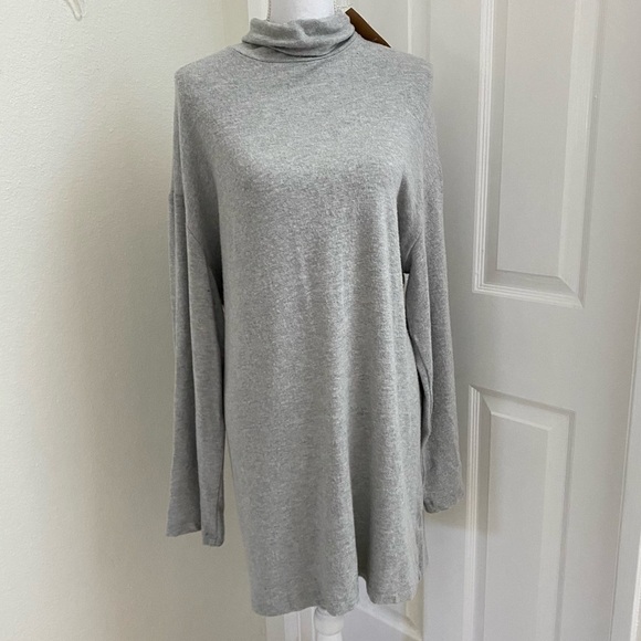 Reformation Aspen Heather Grey Turtleneck LS Dress - Picture 4 of 11